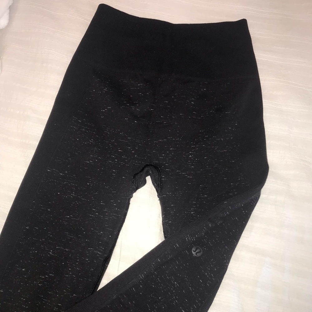 Lululemon Free to Flow Crop Leggings